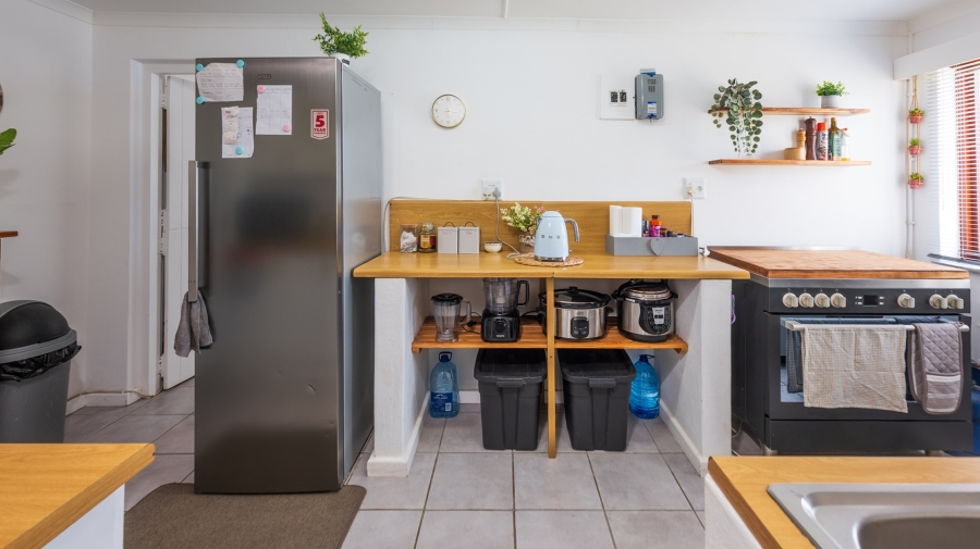 4 Bedroom Property for Sale in Struisbaai Western Cape